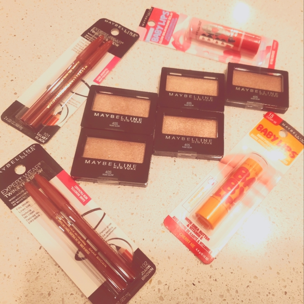 Maybelline Makeup Bundle NWT